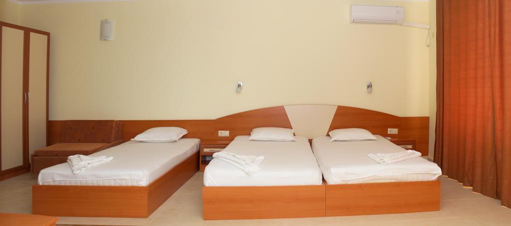Hostel Malibu Sunny Beach Room photo